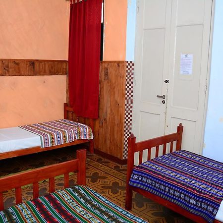 Hostal Yatasto サルタ エクステリア 写真