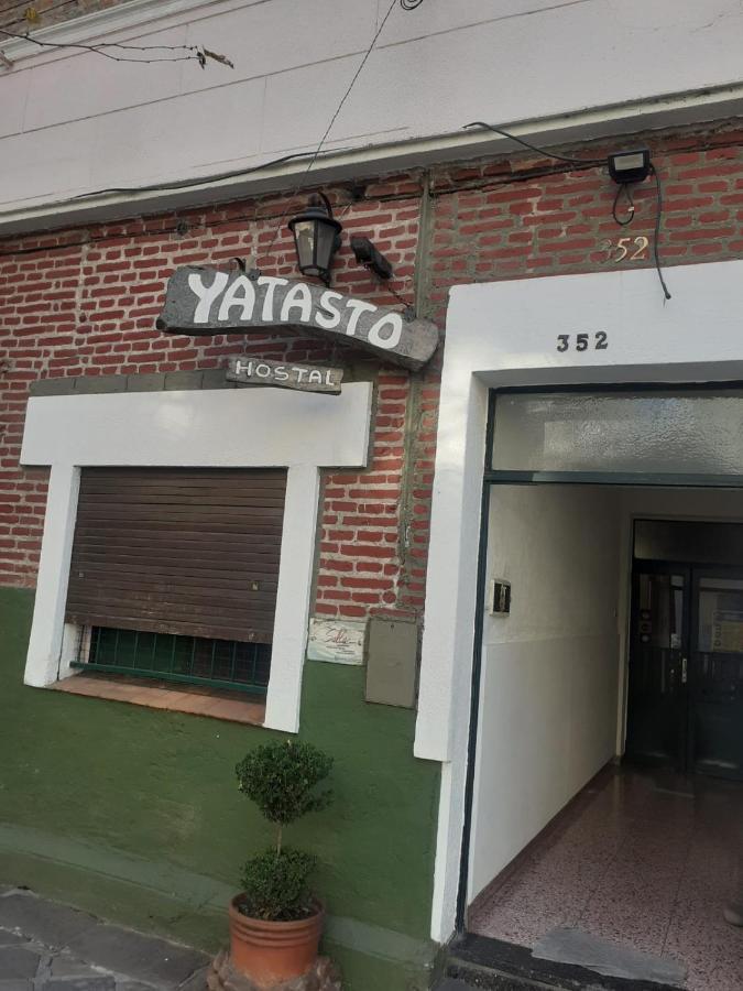 Hostal Yatasto サルタ エクステリア 写真
