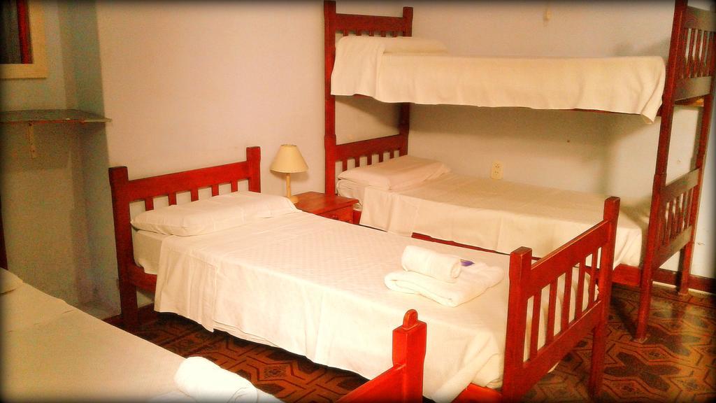 Hostal Yatasto サルタ エクステリア 写真